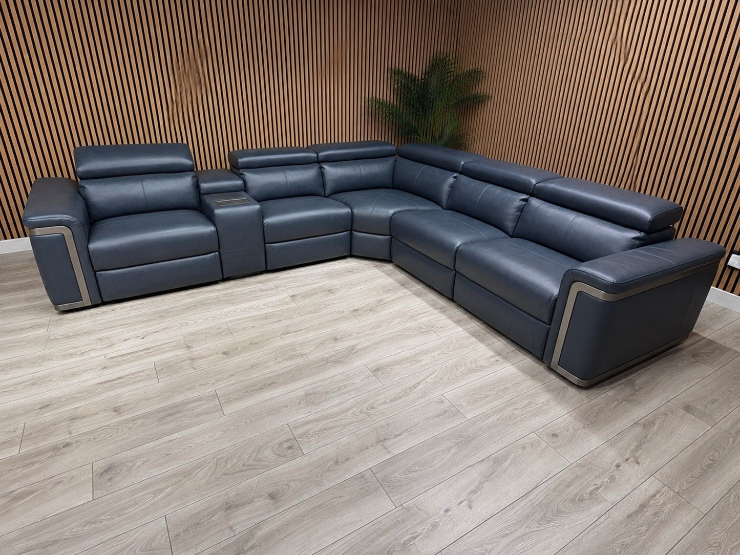 Sofology PLAZA style Leather 2c2 Power Recliner Sofa + Console - RRP £4699