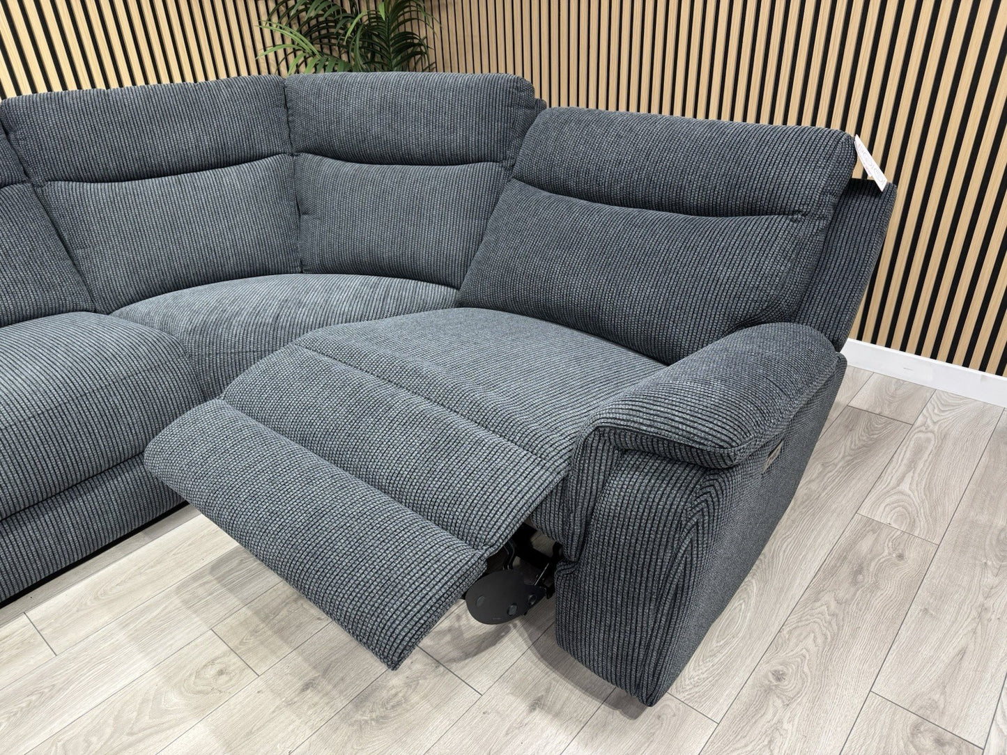 ScS - MAVERICK Fabric Modular Corner Sofa, Power Recliners - RRP £2,799