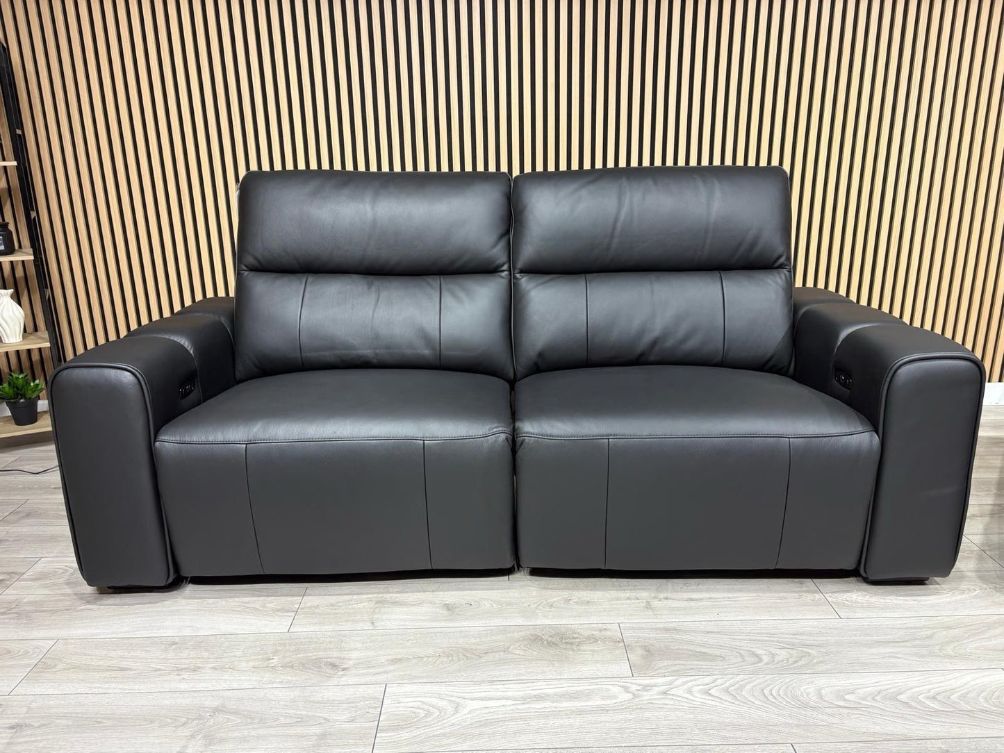 Bellagio Leather 3 Seater + Armchair Sofa Set, Power Recliners RRP: £3440