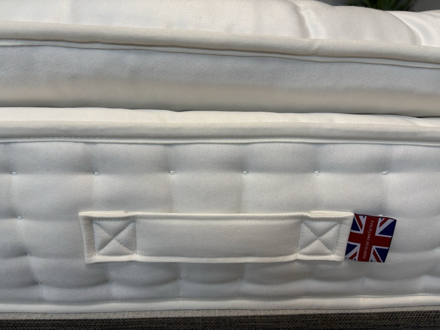 Staples and Co. Artisan INDULGENCE 5ft Kingsize Mattress, Medium - RRP £1,799