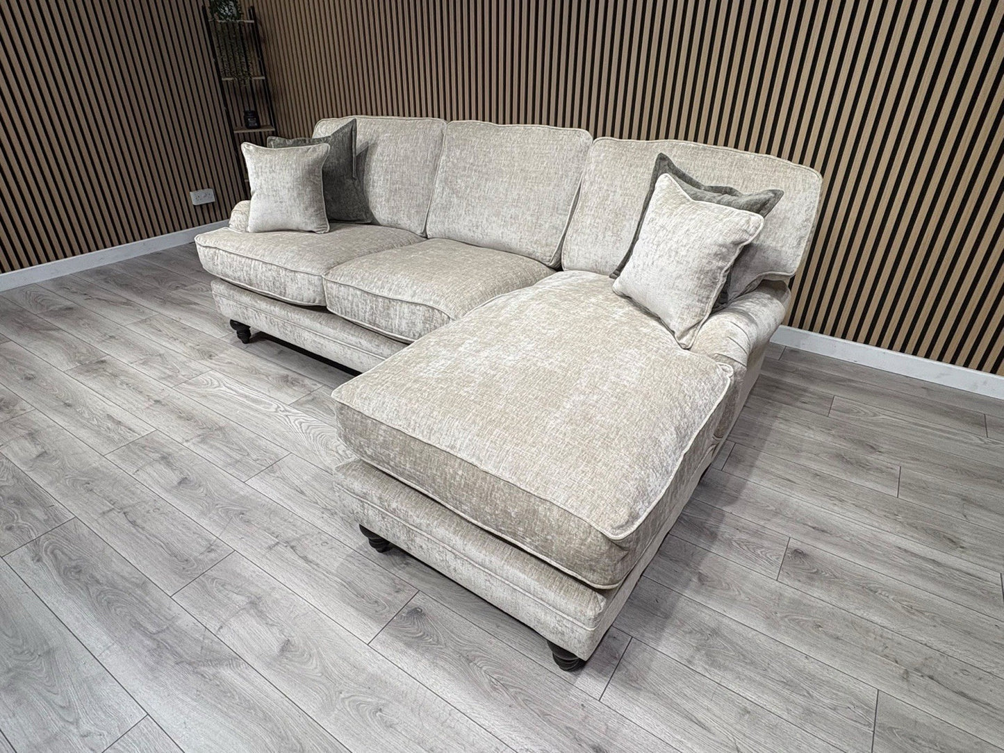 Laura Ashley HERITAGE Style Fabric 3 Seater Chaise Sofa - RRP £2,800