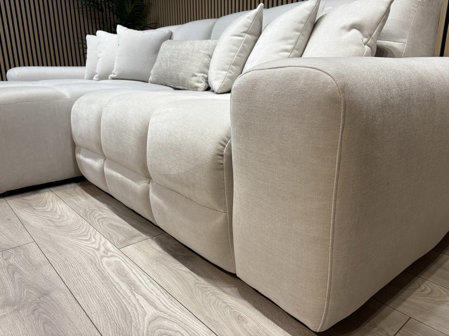 EVE CLOUD Large Fabric 3 Seater LHF Chaise Corner Sofa - RRP £2,299