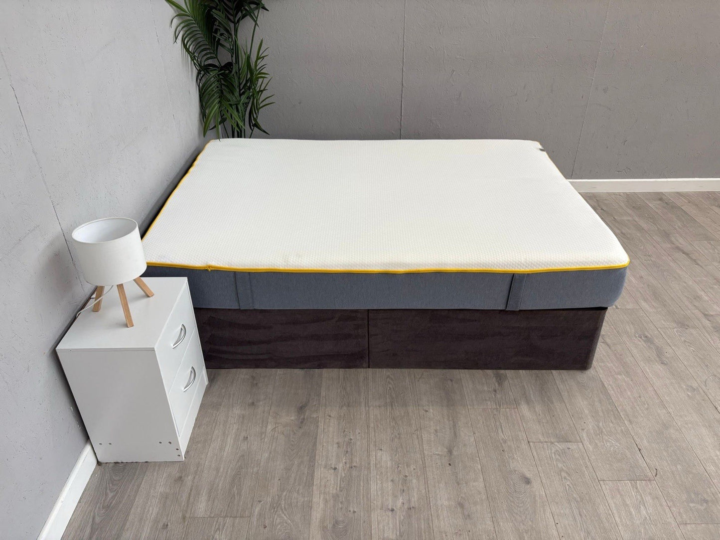 EVE Original Hybrid 4ft 6 Double Mattress, Medium - RRP £599