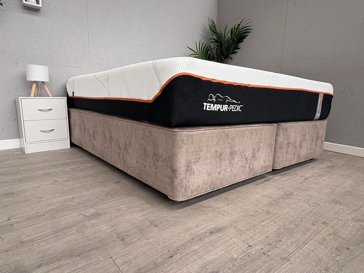 Tempur-Pedic Luxe Adapt 6ft Superking Mattress, Firm ( SEE PICTURES ) RRP £2,999