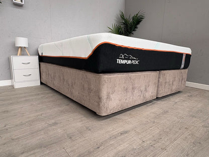 Tempur-Pedic Luxe Adapt 6ft Superking Mattress, Firm ( SEE PICTURES ) RRP £2,999