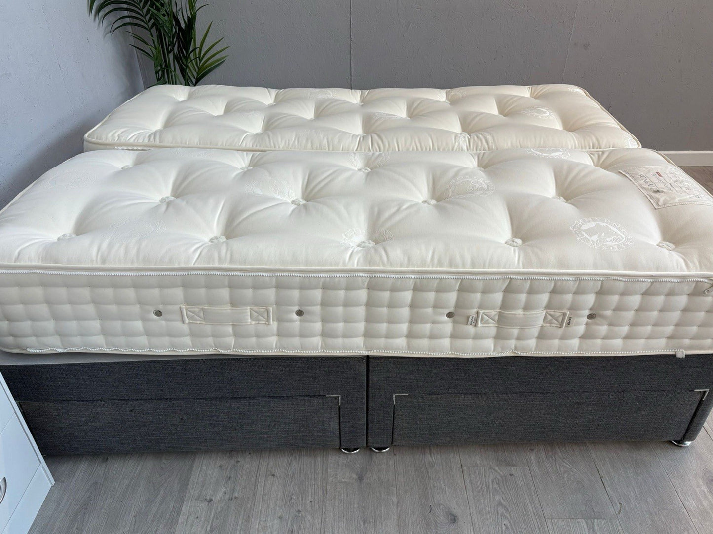 Hypnos Luxurious Earth 05 Mattress 5FT Kingsize Zip and Link ,Firmer RRP £3899