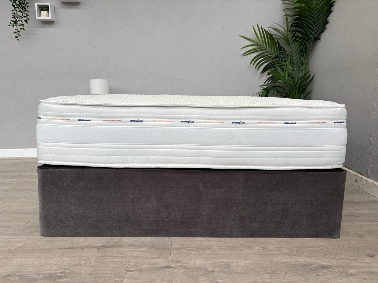 Healthopaedic TENCEL 2000 Pocket Zero Gravity 4ft 6 Double Mattress - RRP £899