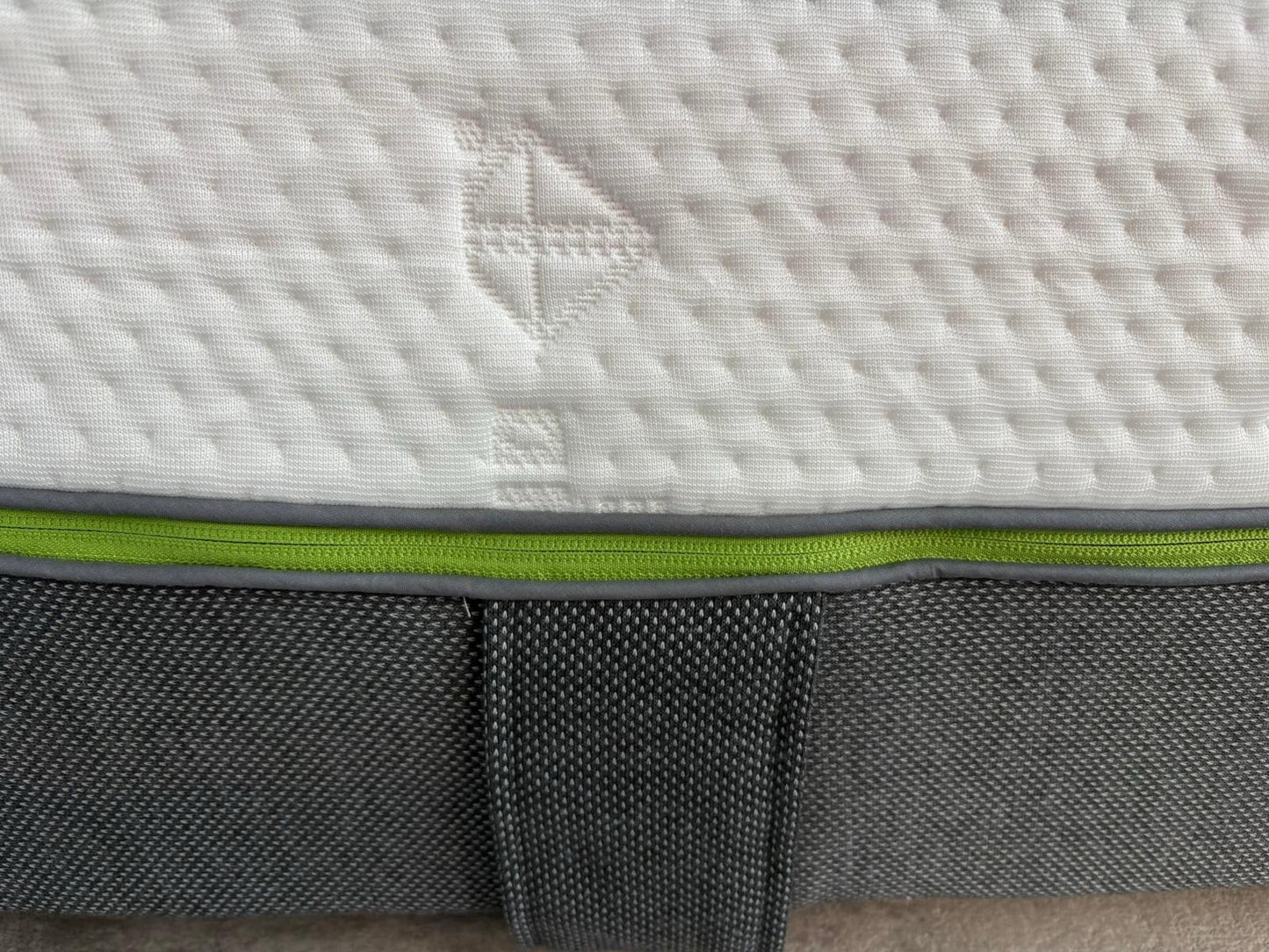 EMMA - Diamond Hybrid 6ft Superking Mattress - RRP £1,599