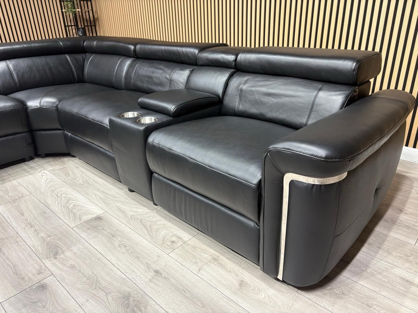 VENICE Leather 2 Corner 2 Power Recliner Sofa + Console - RRP £5,599