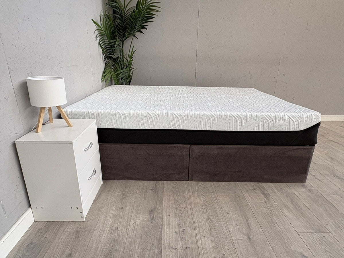 Tempur PRO PLUS 4ft 6 Double Mattress, Medium ( SEE PICTURES ) - RRP £2,299