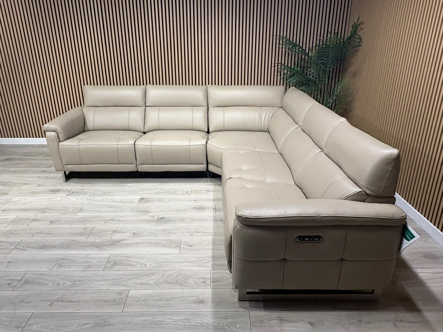 Furniture Village MOET Large Leather Power Recliner Corner Sofa - RRP £4,495