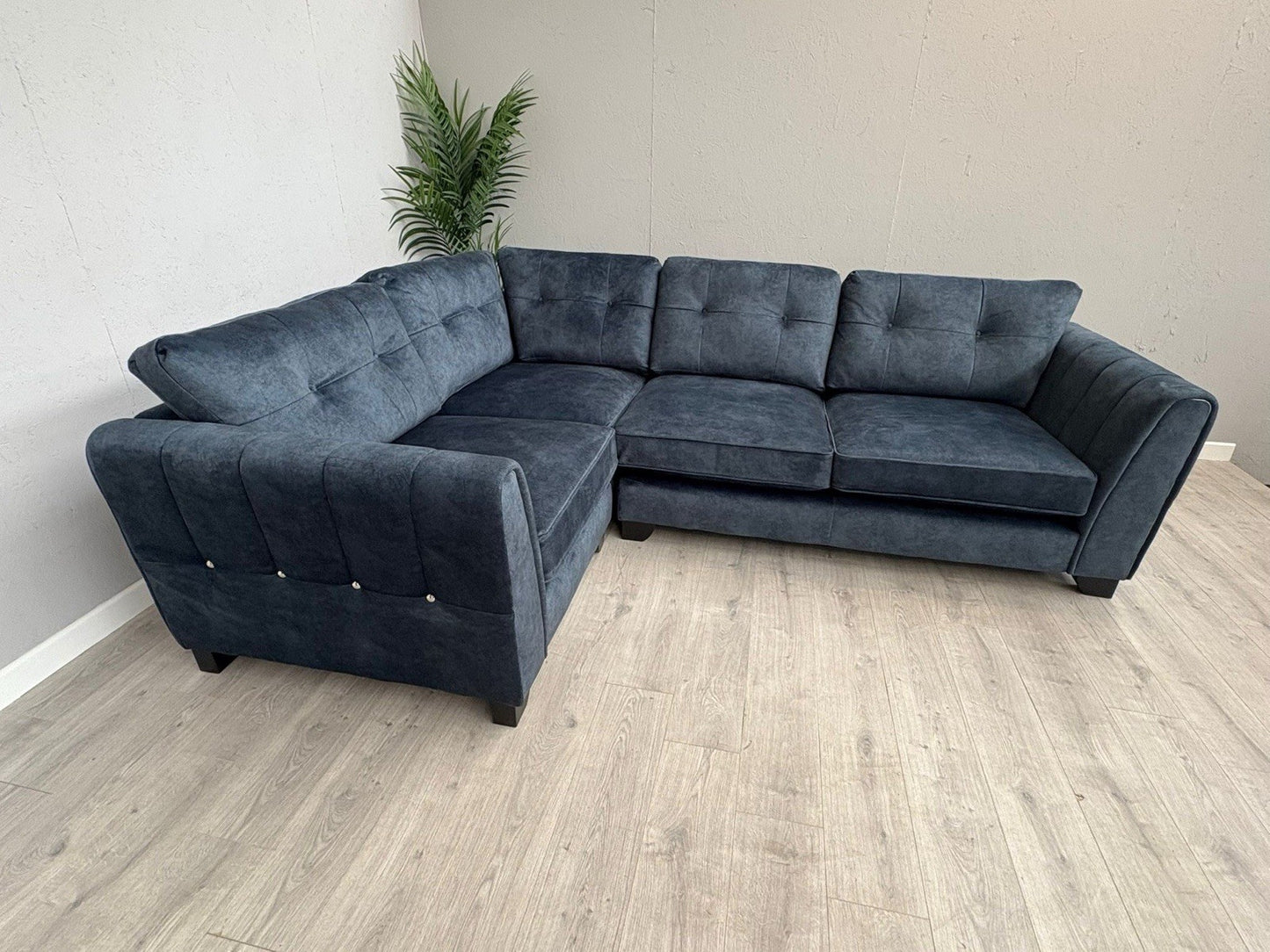 Furniture Village ARIANA Small Fabric LHF Classic Back Corner Sofa - RRP £3,695