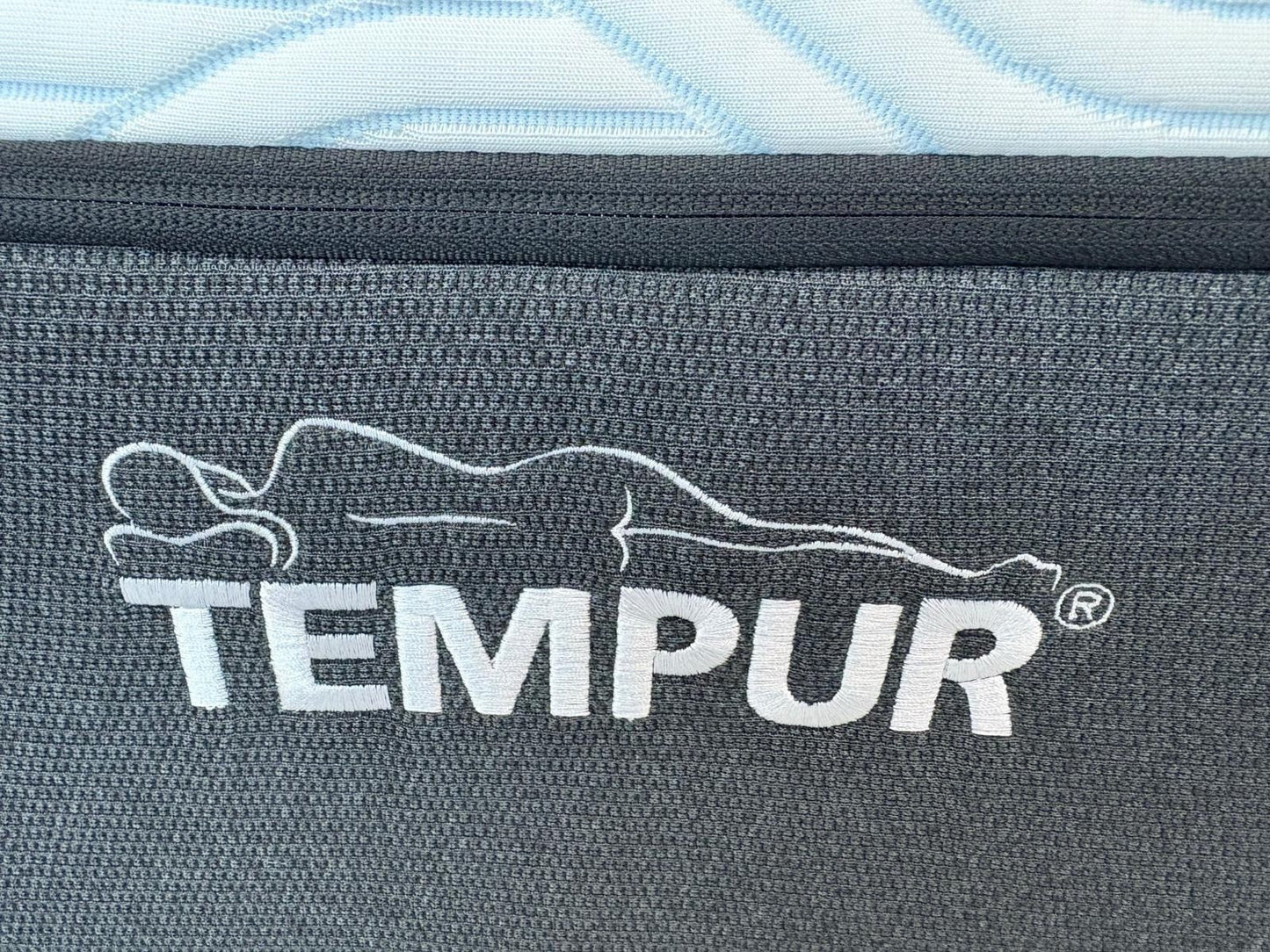 Tempur PRO AIR PLUS Smart Cool 5ft Kingsize Mattress, Medium / Firm - RRP £2,499