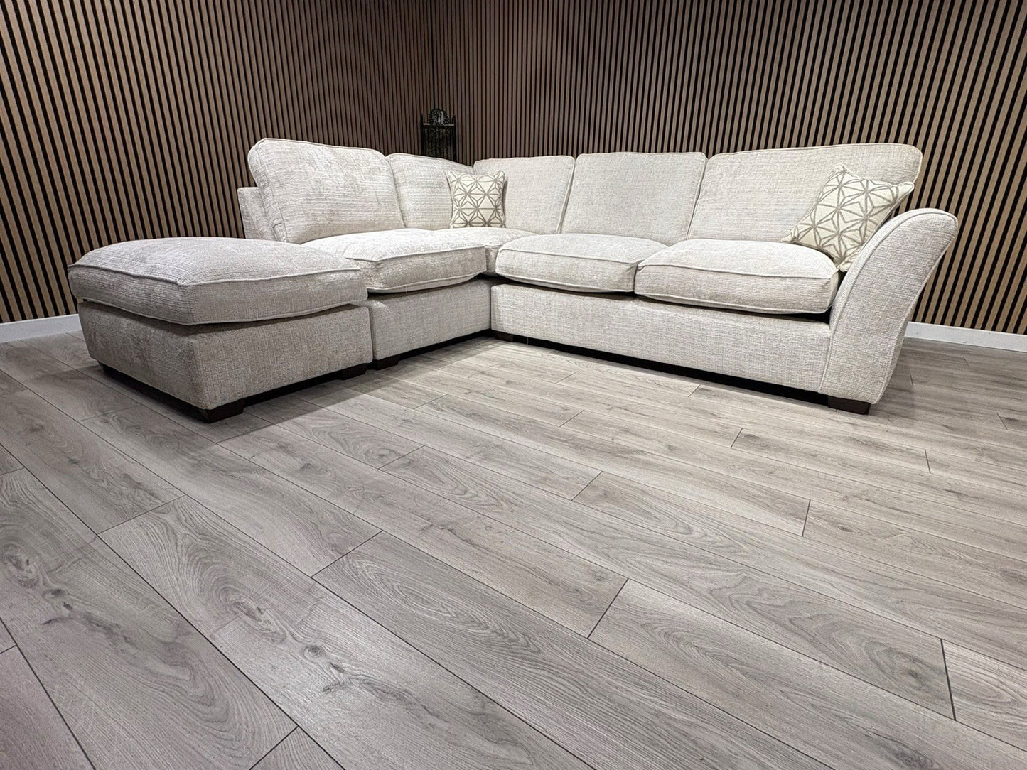 Furniture Village NEW LEGEND LHF Open Chaise Corner Sofa - RRP £2347