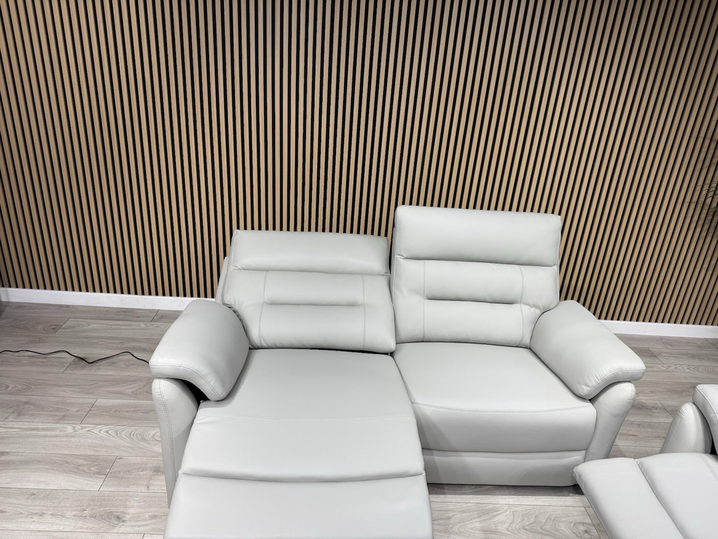 TREND Leather 3 + 2 Seater Power Sofa Set - RRP £4595