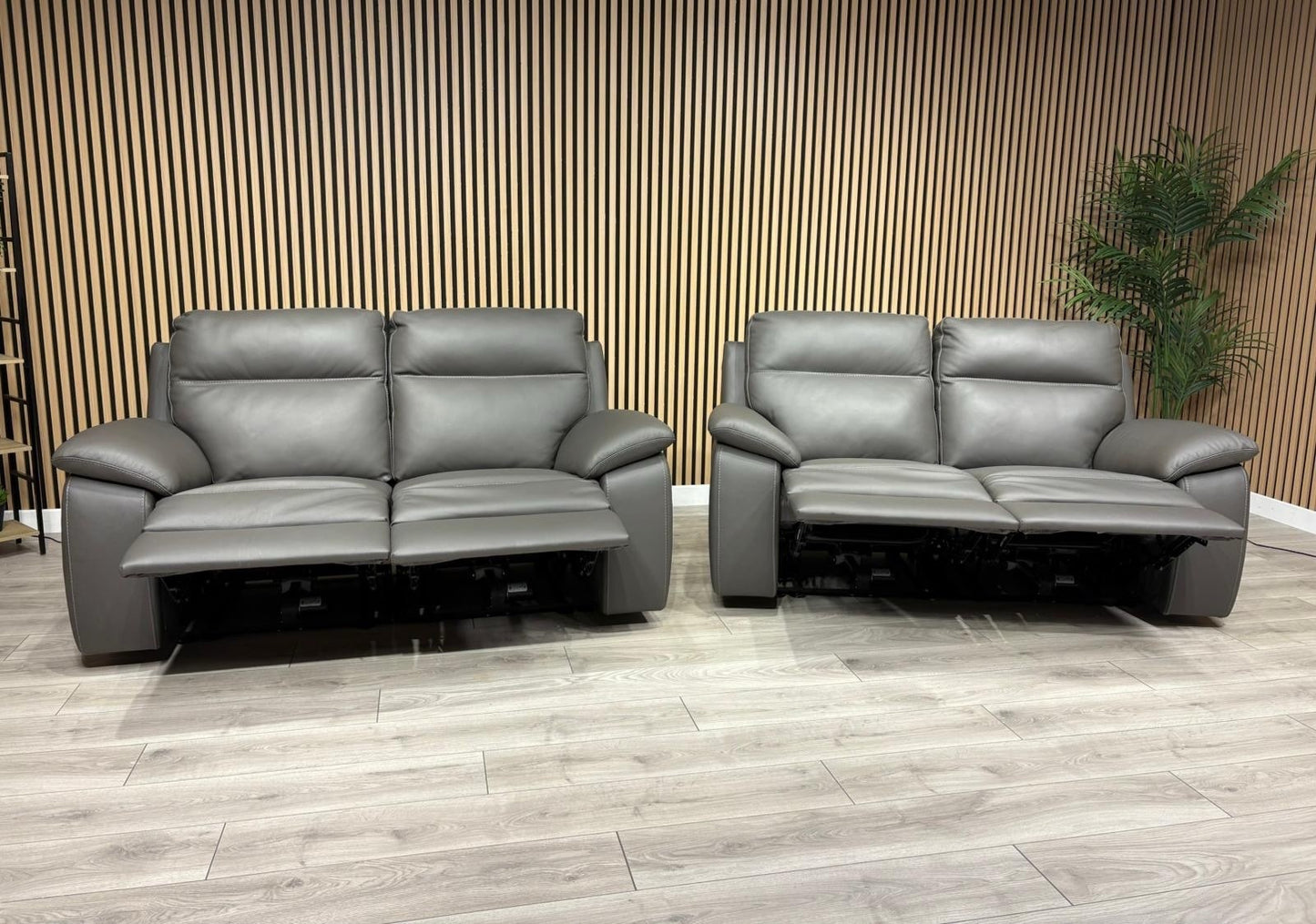 F. Village Nicoletti PEPINO Leather 2 x 2 Seater Recliner Sofa Set - RRP £4,990