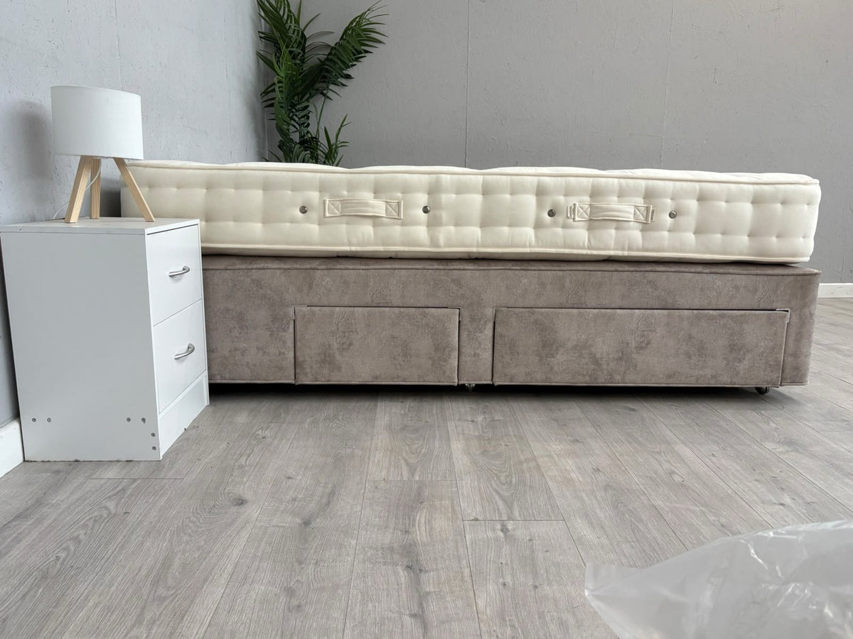 HYPNOS Luxurious Earth 02 6ft Superking Mattress, Medium - RRP £2,999