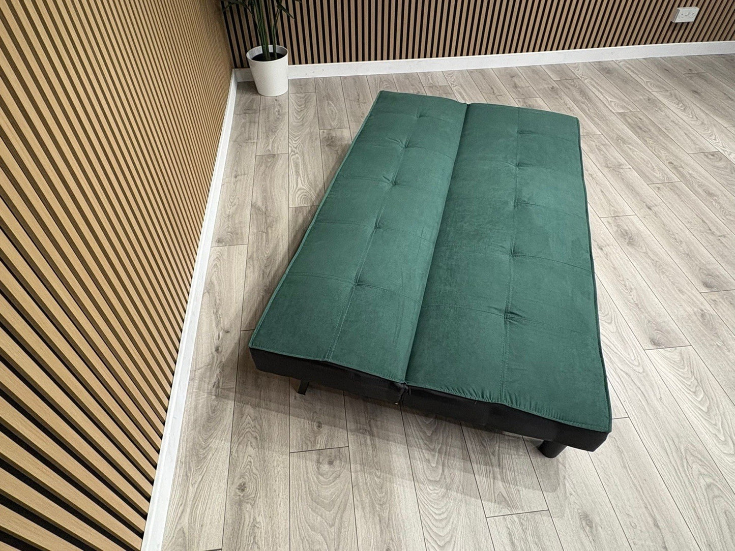 Futon Click Clack 3 Seater Sofa Bed - RRP: £249