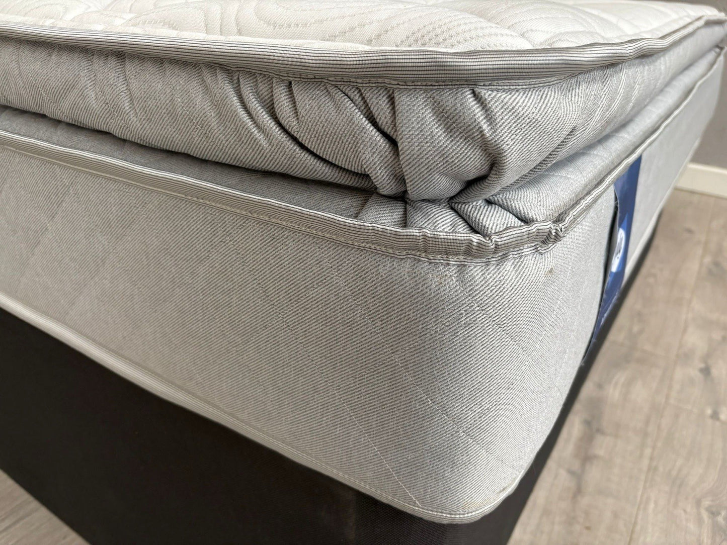 Sealy Advantage Sapphire Geltex Pillow 5ft Kingsize Mattress, Medium - RRP £869