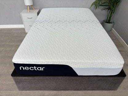NECTAR Classic Hybrid 4ft Small Double Mattress, Medium / Firm - RRP £499