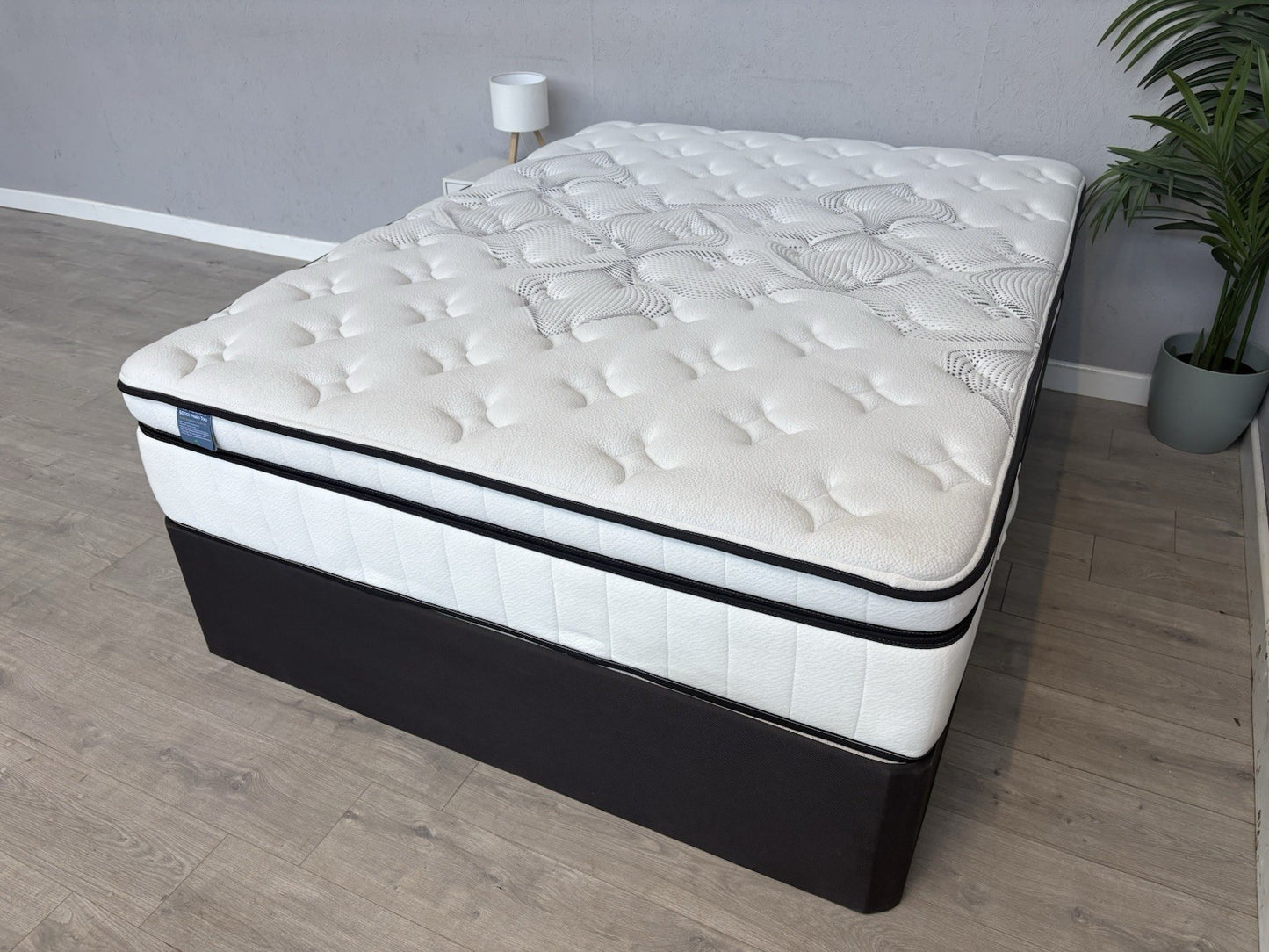 IGEL Nanotech 5000i 5ft Kingsize Mattress, Medium - RRP £2,099