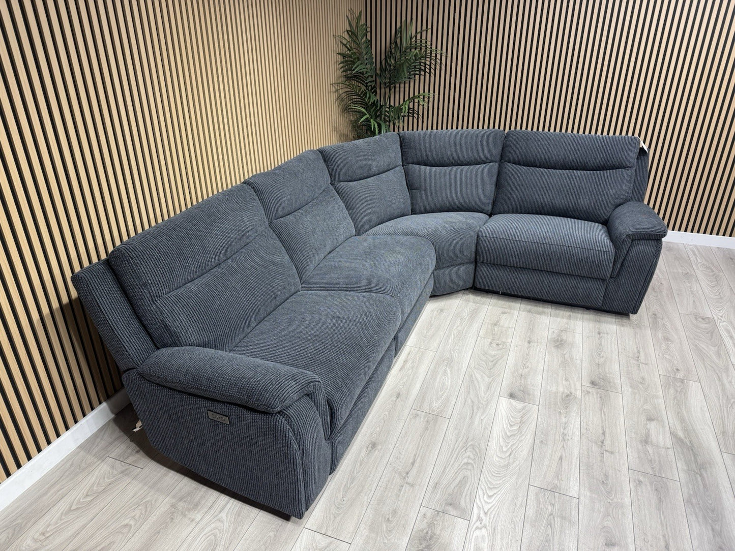 ScS - MAVERICK Fabric Modular Corner Sofa, Power Recliners - RRP £2,799