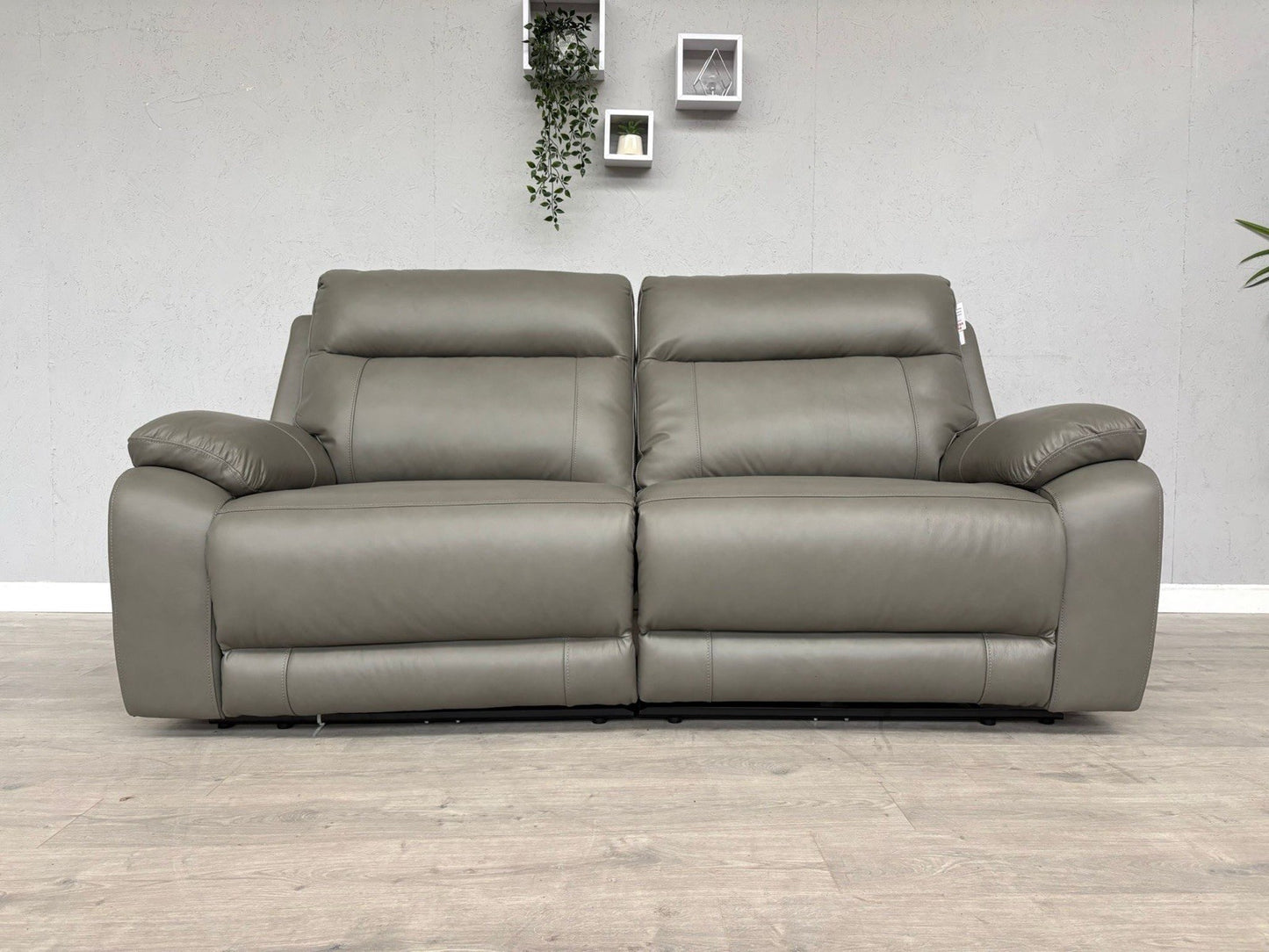 DFS Model Leather 3 Seater Power Recliner Sofa - RRP £1599