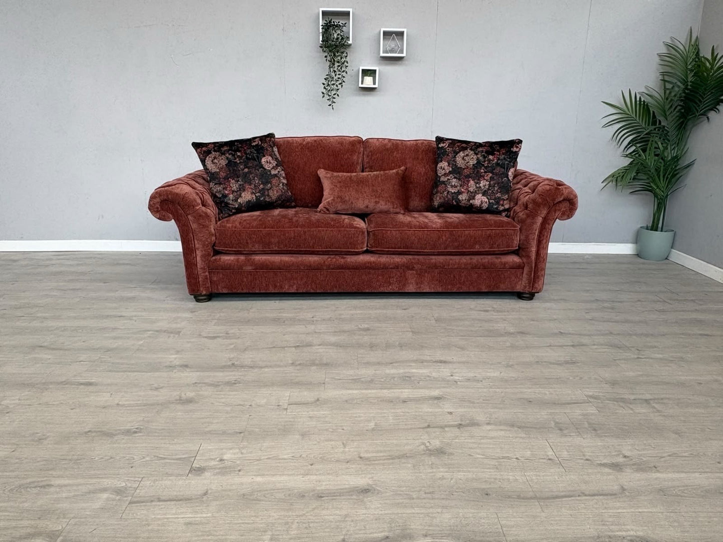 Victoria Fabric 4 Seater Sofa - RRP £2299