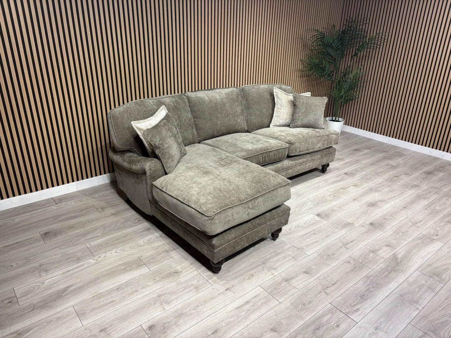 Laura Ashley HERITAGE Style Fabric 3 Seater Chaise Sofa - RRP £2,800