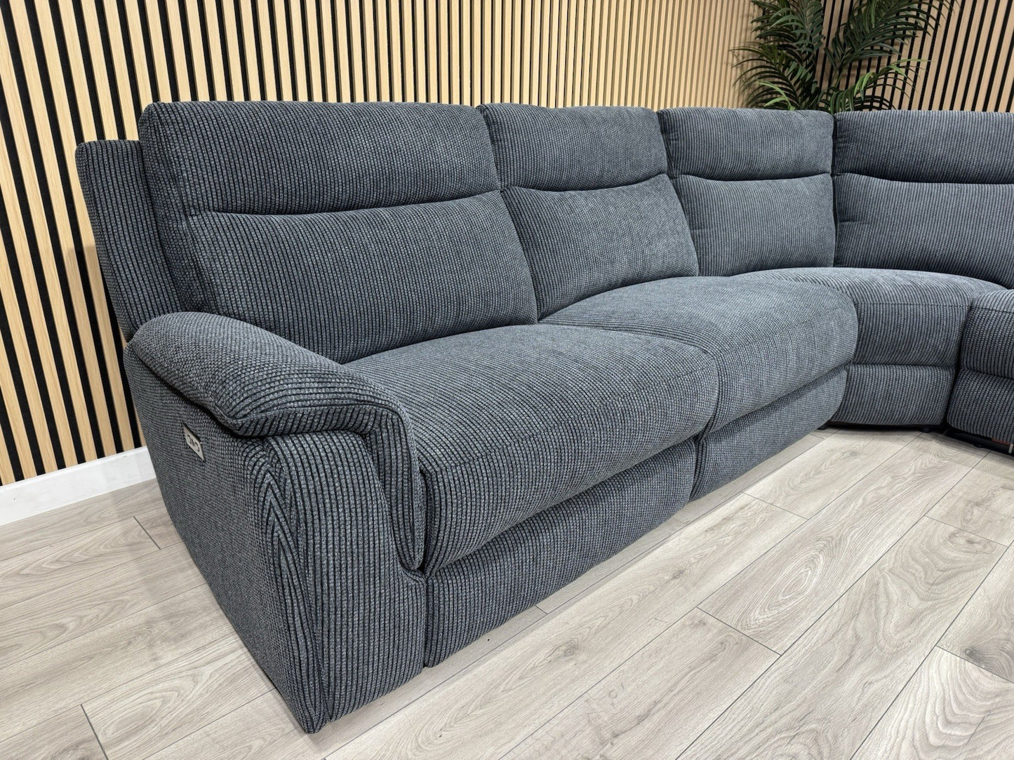 ScS - MAVERICK Fabric Modular Corner Sofa, Power Recliners - RRP £2,799