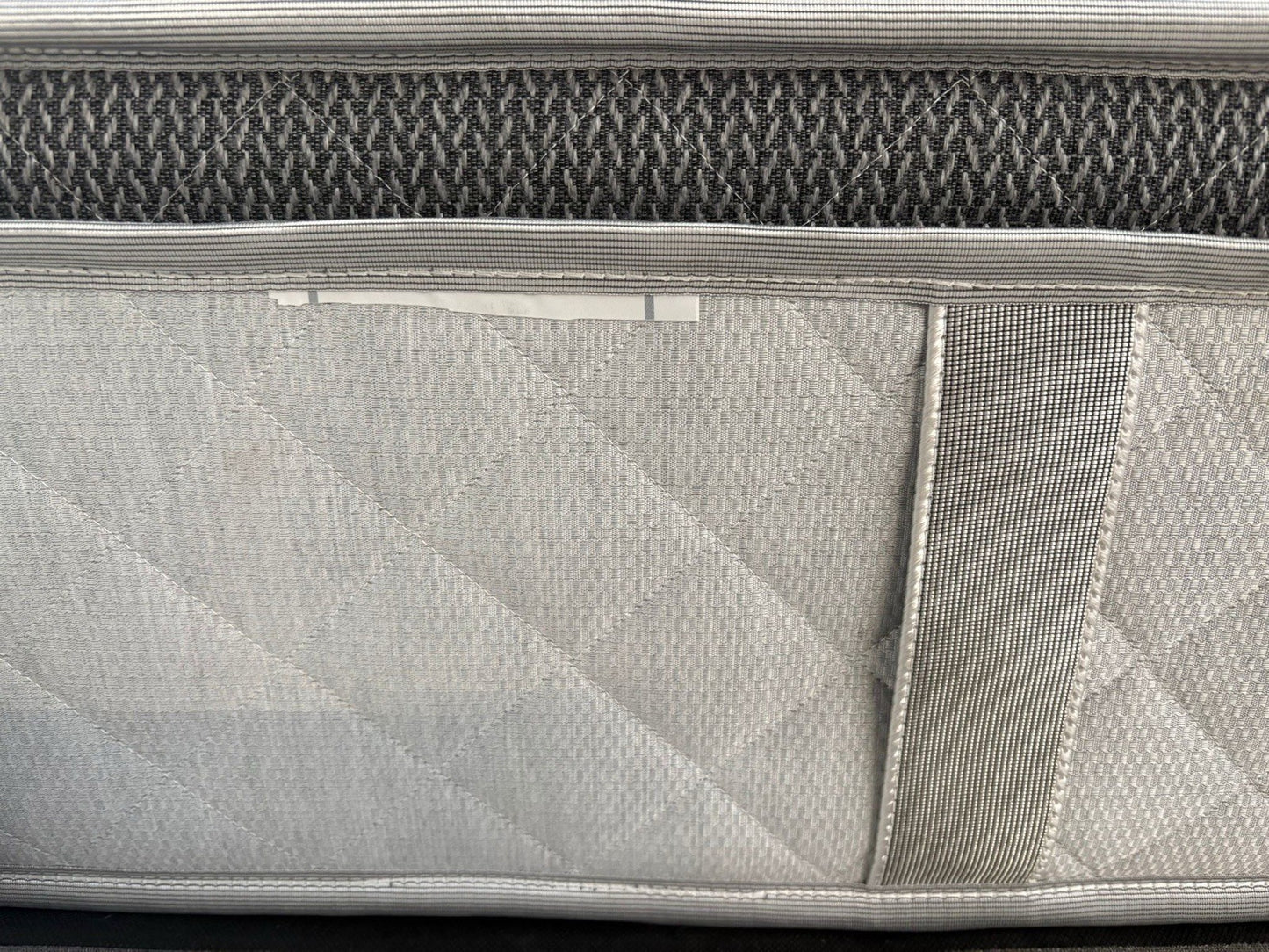 Sealy Advantage Deluxe Posture Gel Memory Pillowtop 4ft 6 Double Mattress