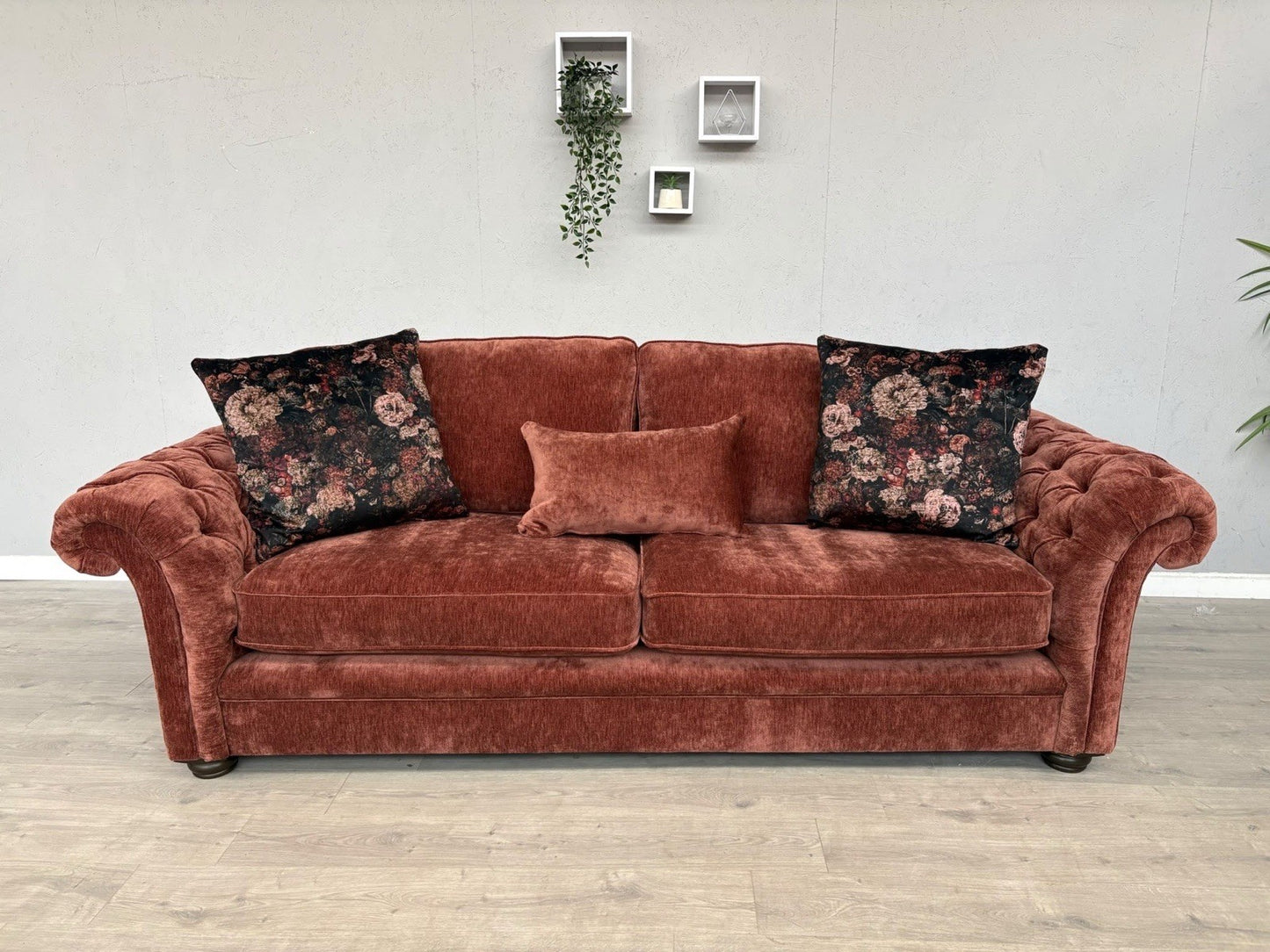 Victoria Fabric 4 Seater Sofa - RRP £2299