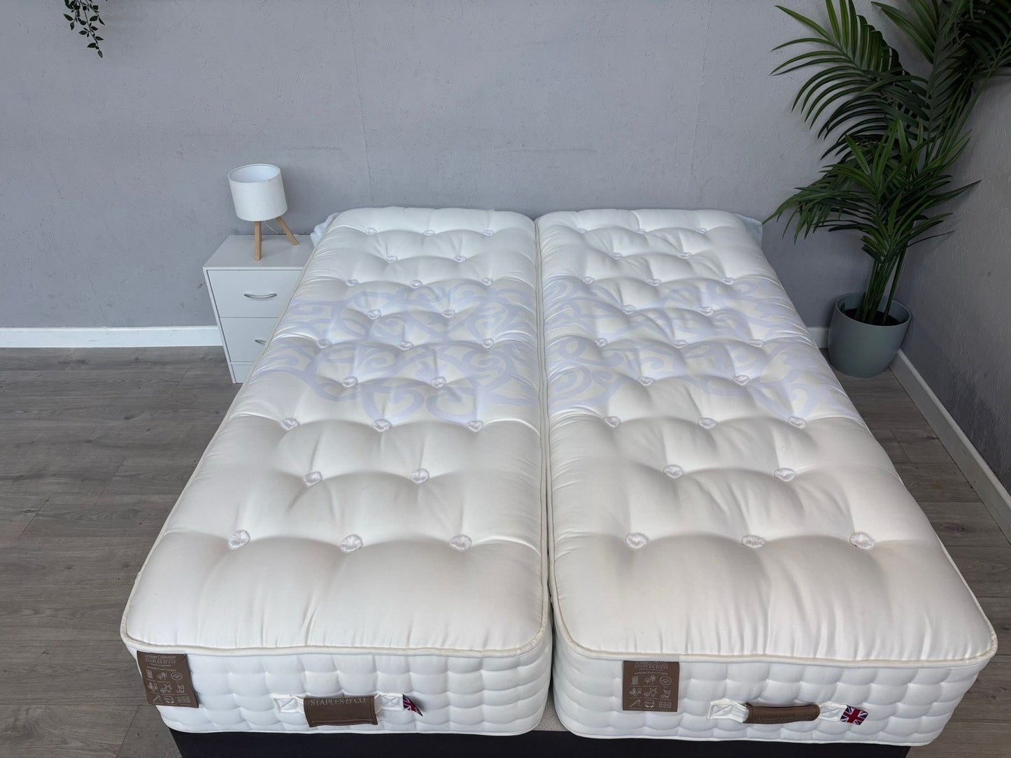 Staples and Co. Artisan UTOPIA 5ft Kingsize Zip & Link Mattress - RRP £2,699