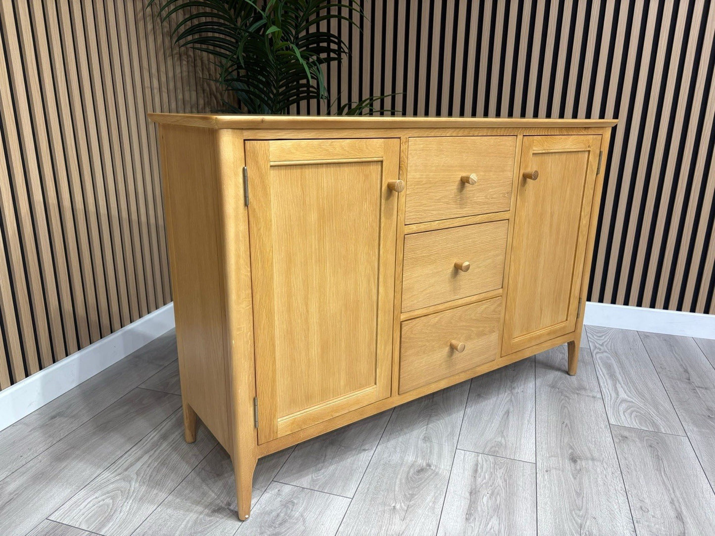 Next Sample - 2 Door 3 Drawer Saxon Sideboard - RRP: £599
