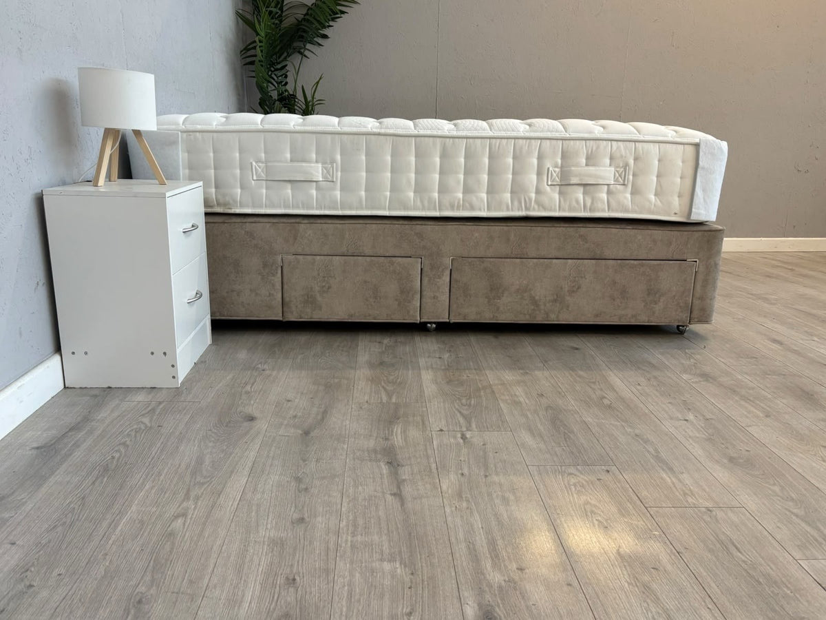 Silentnight Pocket Luxury 2800 6ft Superking Mattress - RRP £1,299