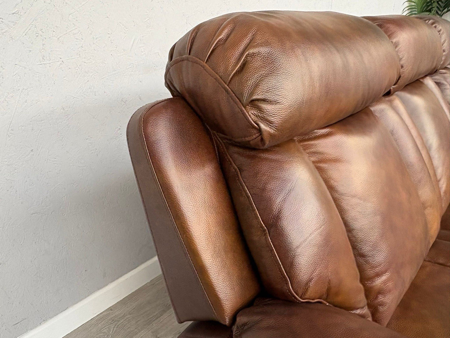 DFS Bravado Leather 3 Seater Sofa, Power Recliners, Fold Down Table - RRP £1,999