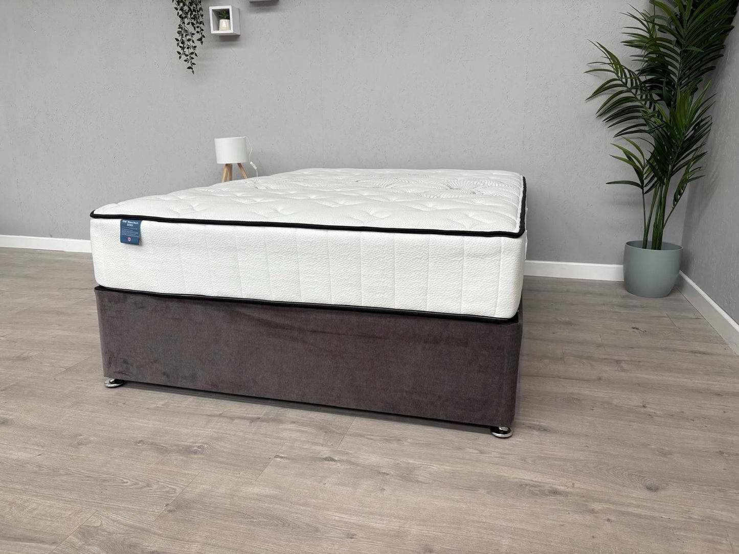 IGEL Nanotech 2050i 4ft 6 Double Mattress, Firm - RRP £1,099