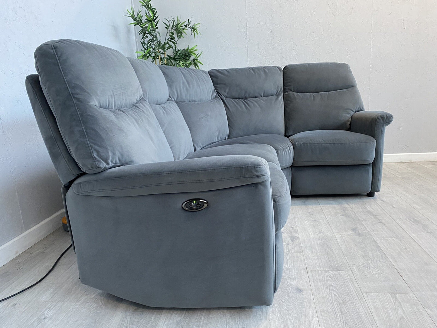 Furniture Village LILLE Fabric Compact Corner Sofa, Power Recliner - RRP £1,895
