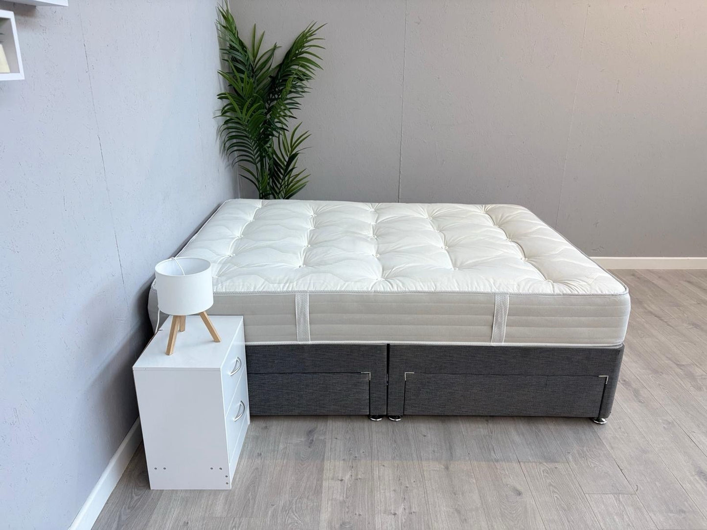 Sealy AUCKLAND Extra Firm 5ft Kingsize Mattress - RRP £1,399