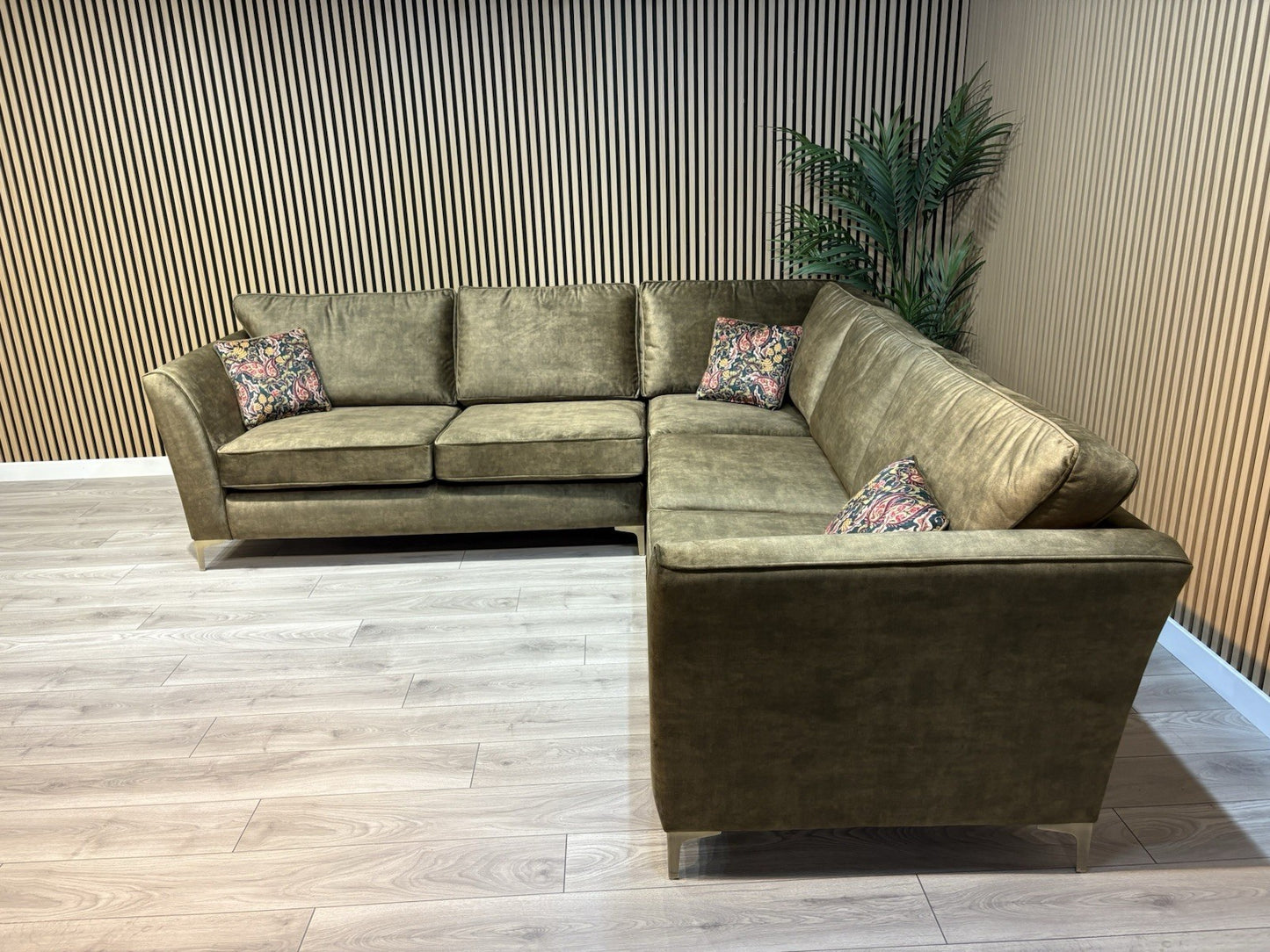 Furniture Village SASHA Fabric Large Corner Sofa ( 3 Corner 3 ) - RRP £3,495