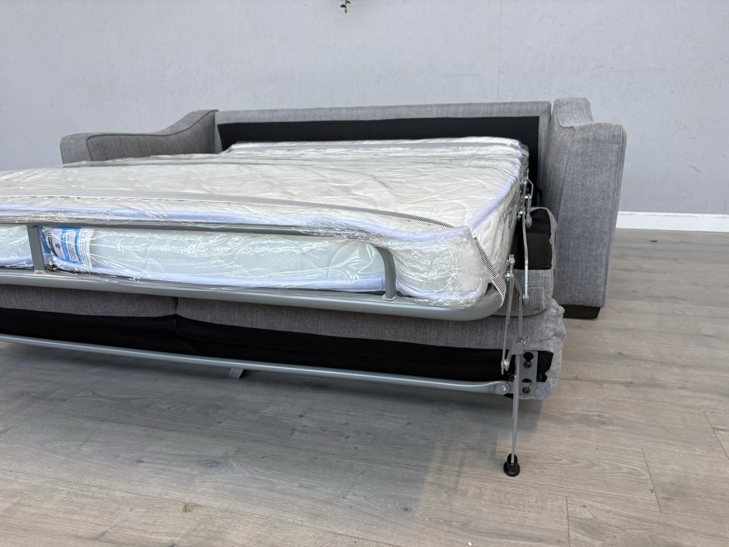 Furniture Village OPTIMUS Fabric Sofa Bed with Memory Foam Mattress - RRP £1,095