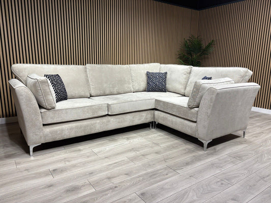 Furniture Village SASHA Fabric RHF Corner Sofa ( 3 Corner 1 ) - RRP £3,295