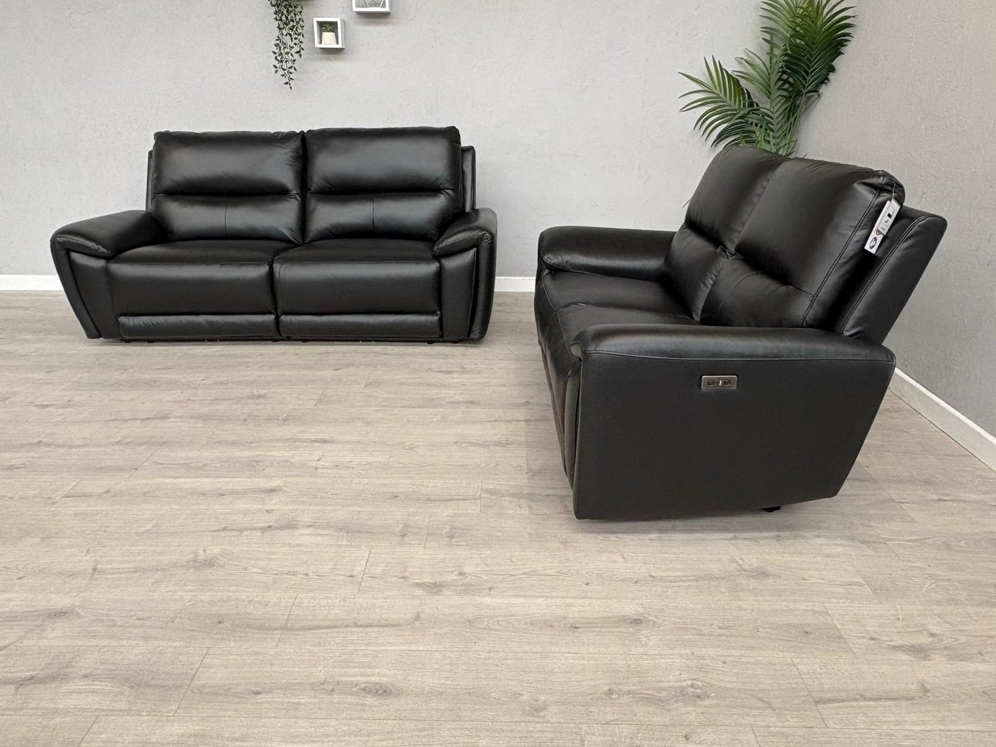 DFS Kaden Leather 3 Seater + 2 Seater Power Recliner Sofa Set - RRP £1,878