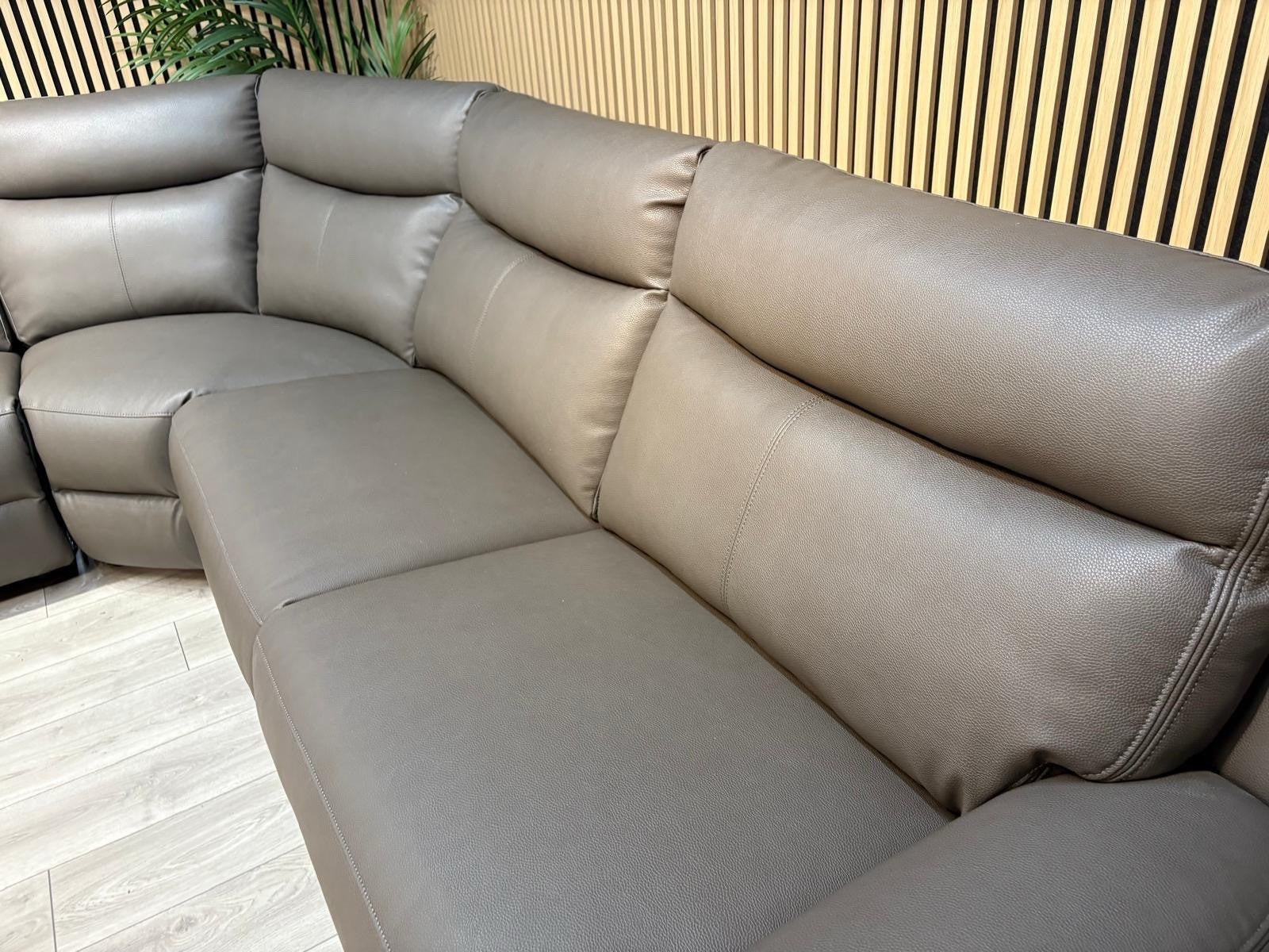 4db22564-955d-4c4a-bb88-324486a7c5bc