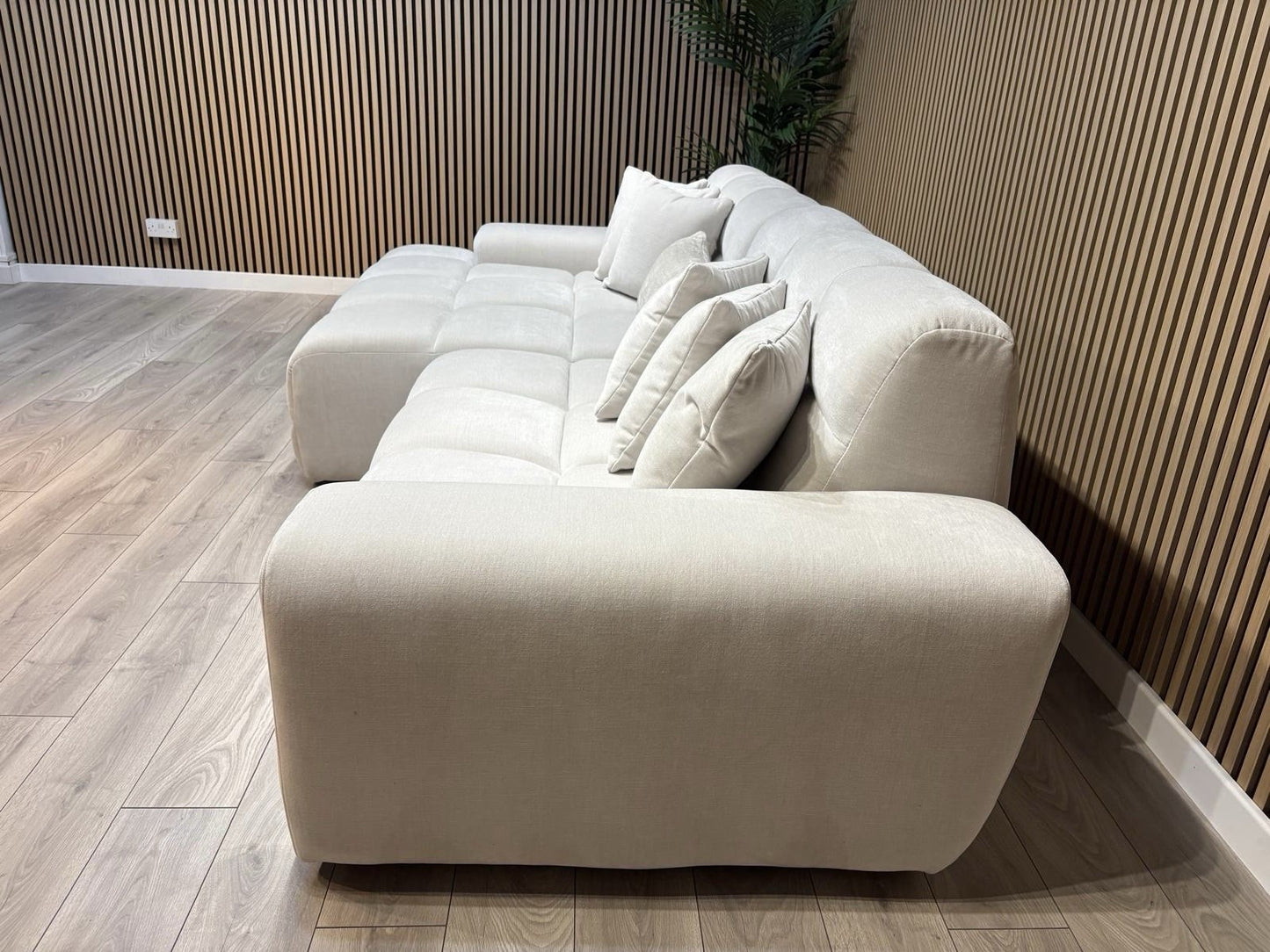 EVE CLOUD Large Fabric 3 Seater LHF Chaise Corner Sofa - RRP £2,299