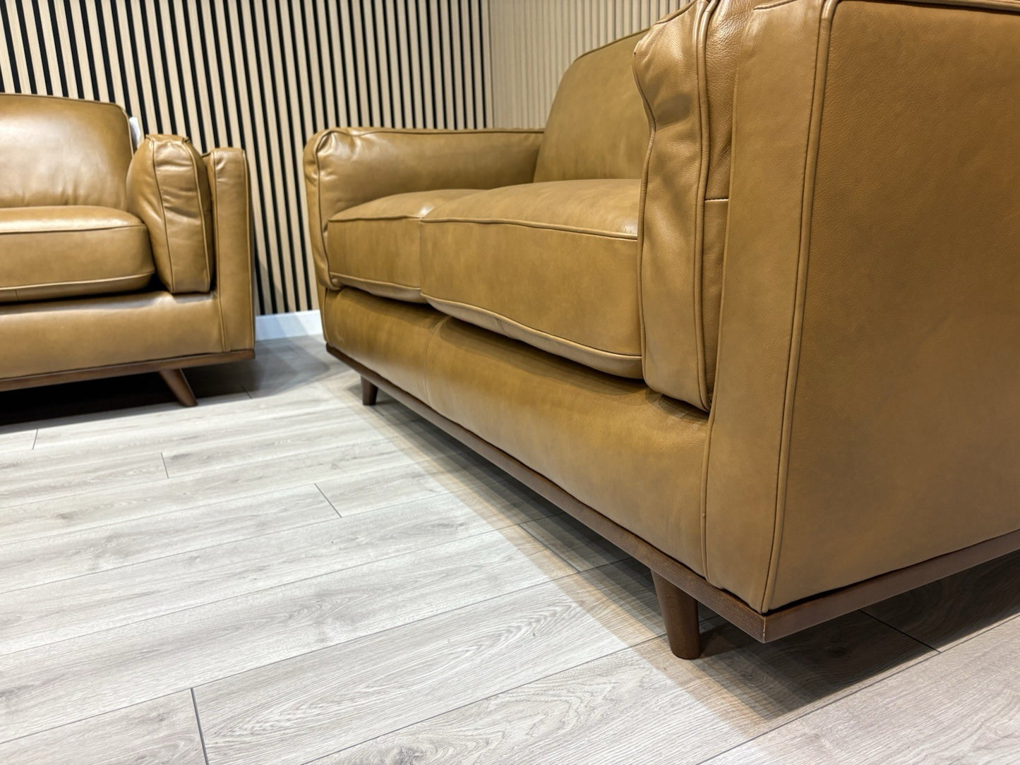 John Lewis Sample VALENCIA 2 Seater Leather Sofa, Caramel - RRP £2099