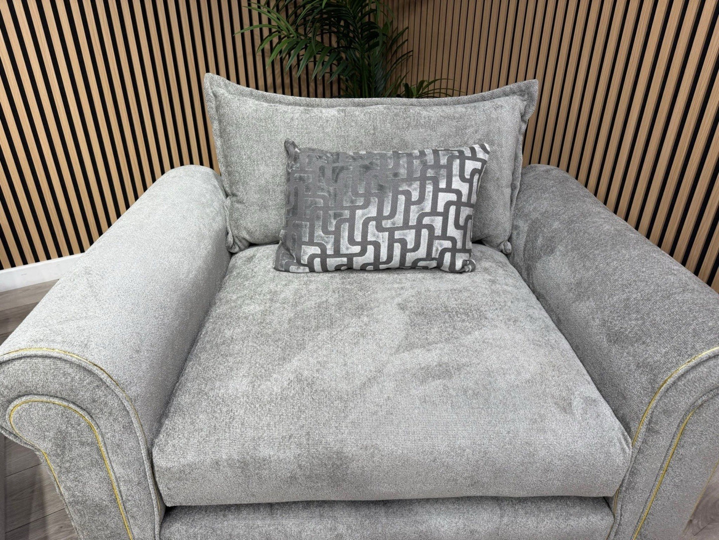 Furniture Village SUMPTUOUS Fabric 4 Seater Sofa + Snuggler Chair - RRP £4,190