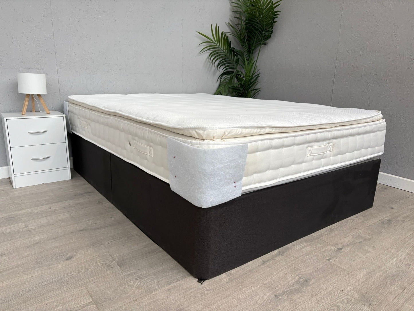 Laura Ashley EMSWORTH 2500 Pocket 5ft Kingsize Mattress - RRP £799