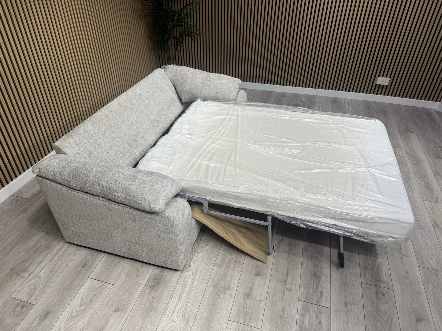 SCS - Hampton Woven Fabric 3 Seater Sofa Bed - RRP: £2000