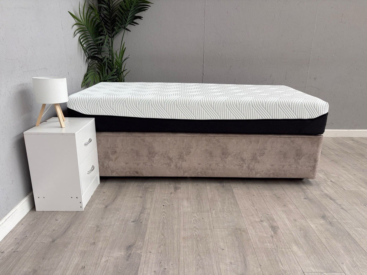 Tempur PRO PLUS Smart Cool 3ft Single 90 x 190cm Mattress, Soft - RRP £1,699